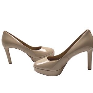 Michael Kors Nude Patent Leather Platform Pumps Heels Round Toe Size 11M Beige